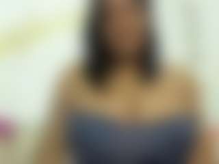 Live cam show with NahirKhan - Ebony MILF on Camiplay Live
