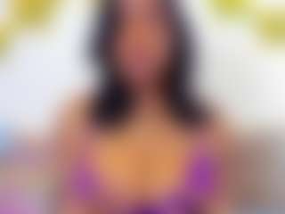 NahirKhan MILF webcam performer live streaming