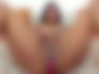 Show de cam en vivo con NahirKhan - Mature en Camsoda