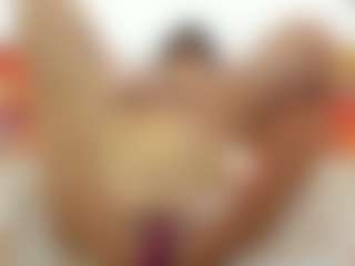 Live cam show with NahirKhan - Middle Aged on Camsoda