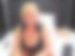 Live cam show with TaboodirtyLove - Blonde Hair on xDating