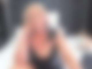 TaboodirtyLove MILF webcam performer live streaming