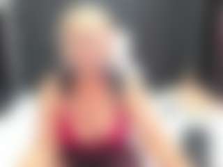 TaboodirtyLove MILF webcam performer live streaming