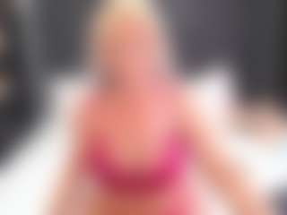 Live cam show with TaboodirtyLove - Granny on Cam Slut