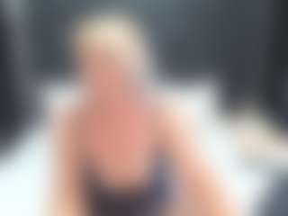Live cam show with TaboodirtyLove - Big Tits on StripNow