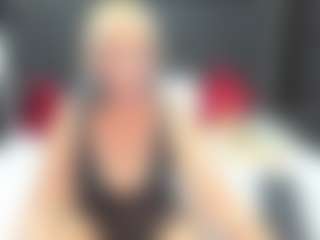 TaboodirtyLove MILF webcam performer live streaming