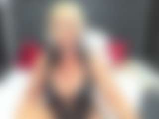 Live cam show with TaboodirtyLove - Tattoos Blonde Hair on StripNow