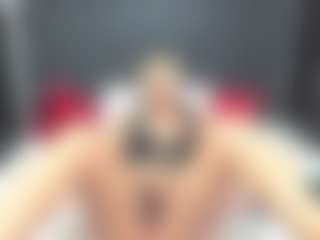 Live cam show with TaboodirtyLove - Blonde Hair MILF on livesuperchat.net
