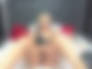 Live cam show with TaboodirtyLove - Brown Eyes Mature on SinfulBabes
