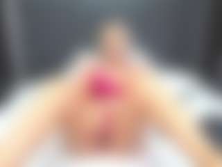TaboodirtyLove MILF webcam performer live streaming