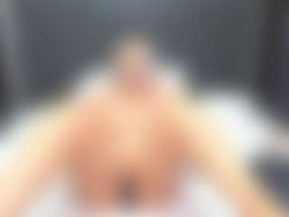 Live cam show with TaboodirtyLove - Natural on Hubzter Live