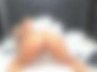 TaboodirtyLove MILF webcam performer live streaming