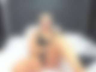 TaboodirtyLove MILF webcam performer live streaming