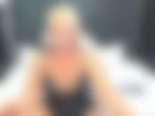 TaboodirtyLove MILF webcam performer live streaming