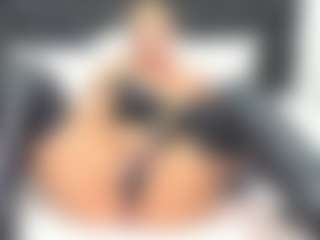 Live cam show with TaboodirtyLove - Bedroom Big Tits on livesuperchat.net