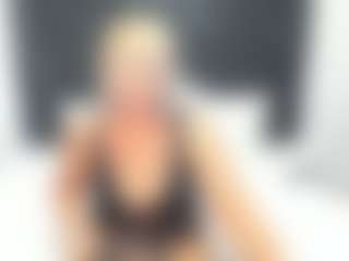 Live cam show with TaboodirtyLove - Granny Blonde Hair on chickslive.net