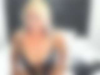 Live cam show with TaboodirtyLove - Bedroom Mature on Camsoda