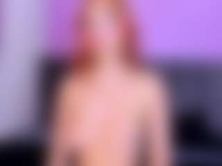 Live cam show with CandyPoppy - Bedroom on Milfs Live