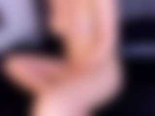 Live cam show with CandyPoppy - Dildo on TastyBlacksLive