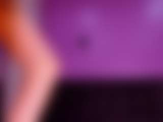 Live cam show with CandyPoppy - Red Hair on AdultVida.com