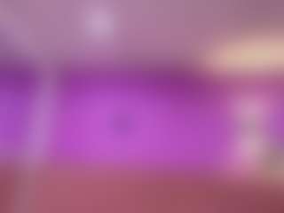 Live cam show with CandyPoppy - Brown Eyes Red Hair on Camsoda
