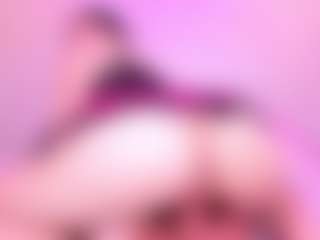 Live cam show with CintyaLeiner - Oil on slutload