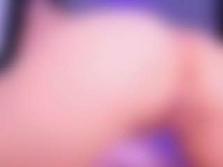 Live cam show with CintyaLeiner - Twerk on Camsoda