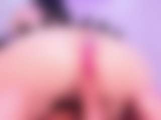 Live cam show with CintyaLeiner - Ride Torso on Camsoda