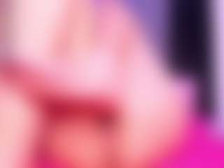Live cam show with CintyaLeiner - Amateur Big Tits on Dare Cams