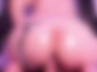 Live cam show with CintyaLeiner - Tease on Mixed Magazine Live