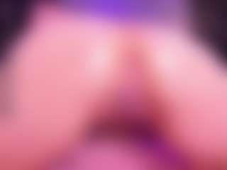 Live cam show with CintyaLeiner - Ride Torso on Camsoda