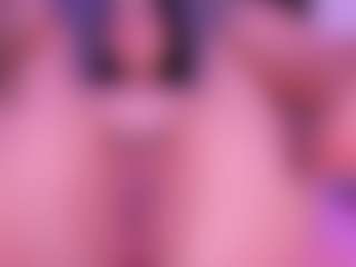 Live cam show with CintyaLeiner - Sexy on Camsoda