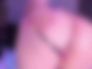 CintyaLeiner's Live Sex Cam Show