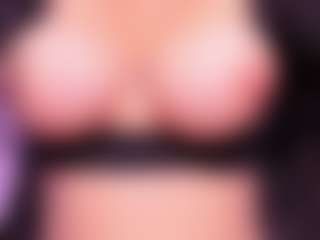 CintyaLeiner's Live Sex Cam Show