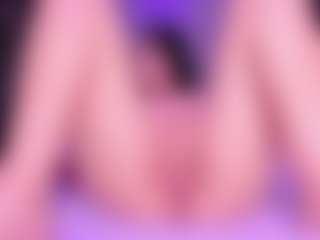 Live cam show with CintyaLeiner - Spank on Pornisteam.com