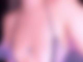 Live cam show with CintyaLeiner - Control on Camsoda