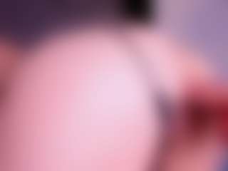 Live cam show with CintyaLeiner - Teen (18+) on Camsoda