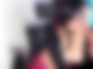 Live-Cam-Show mit CintyaLeiner - Public auf Camsoda