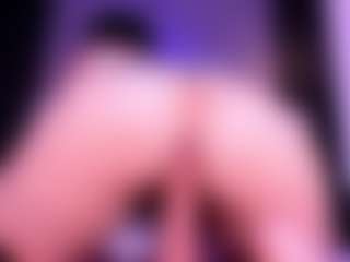 CintyaLeiner's Live Sex Cam Show