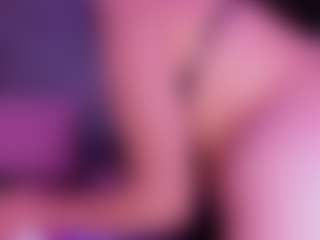 Live cam show with CintyaLeiner - BBW on justonemore.cc