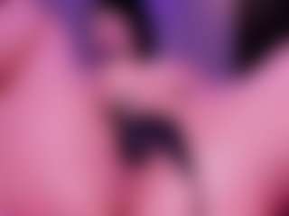 Live cam show with CintyaLeiner - Public Big Tits on live.xheat.ai