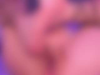 Live cam show with CintyaLeiner - Public on Camsoda