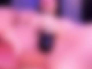 Live cam show with CintyaLeiner - Control on Camiplay Live