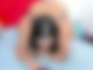 Live cam show with daniikbiigg - Fingers on AdultVida.com