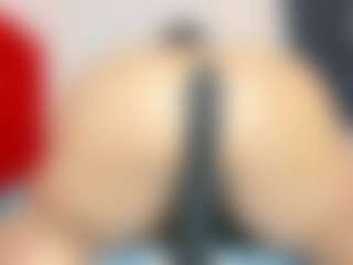 daniikbiigg's Live Sex Cam Show