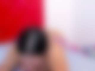 Live cam show with daniikbiigg - Cute on Gym Cam Girls