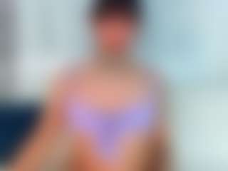 Live cam show with laura_sweet - Nipple Piercings on Soda Cam