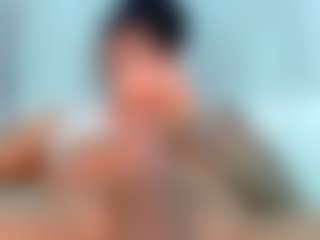 Live cam show with laura_sweet - Hazel Eyes on Camsoda