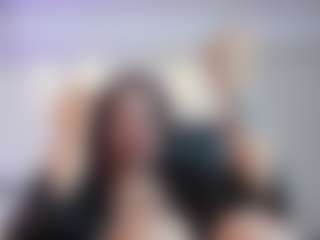 Live cam show with Melissa - Middle Aged on chickslive.net