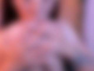 Live cam show with Melissa - Black MILF on Latina Girls